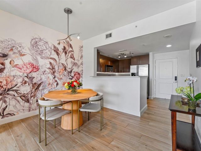 Продажа квартиры #1107 - фото 6016829