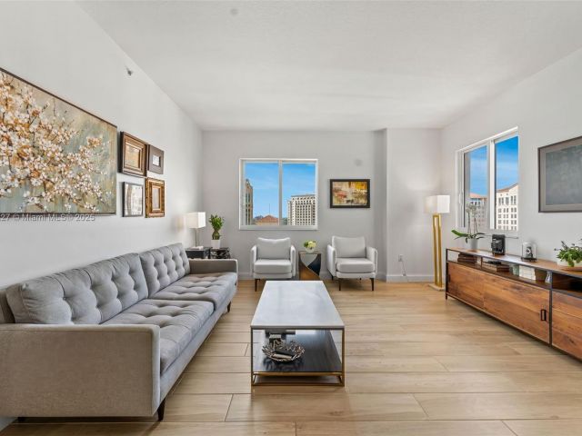 Продажа квартиры #1107 - фото 6016831