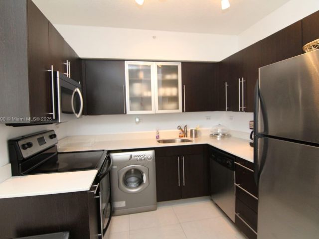 Продажа квартиры #1528S - фото 5989247