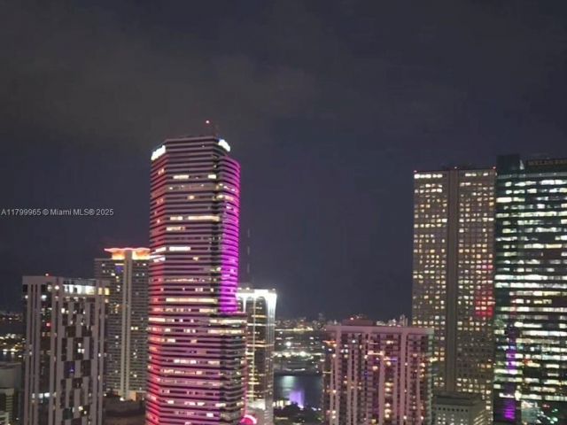 Продажа квартиры # - фото 5993543