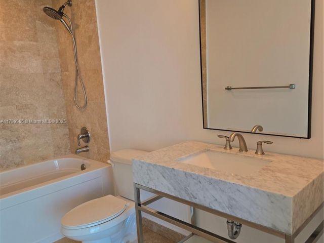 Продажа квартиры # - фото 5993546