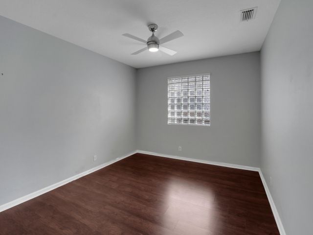 Дом в аренду по адресу 7922 Monarch Court - фото 5996325