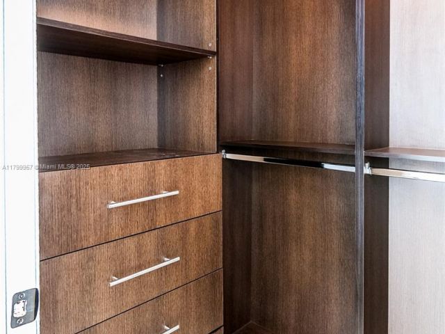 Продажа дома по адресу  - фото 5992184