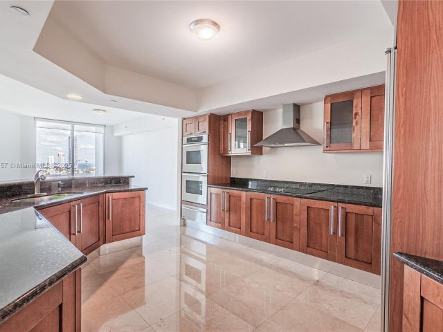 Продажа дома по адресу  - фото 5992190