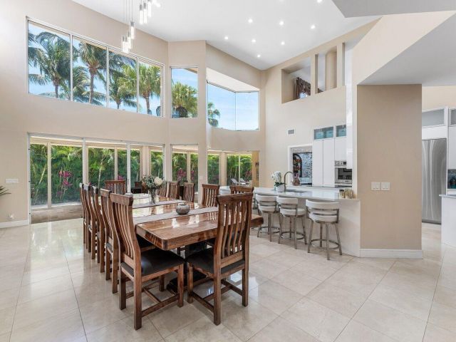 Продажа дома по адресу 17906 Aberdeen Way - фото 6015083