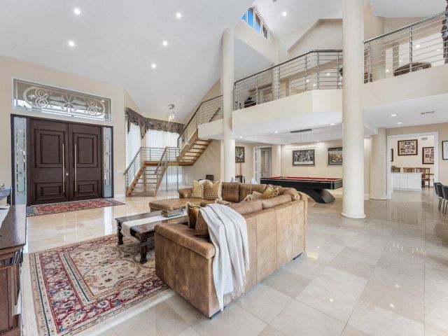 Продажа дома по адресу 17906 Aberdeen Way - фото 6015092