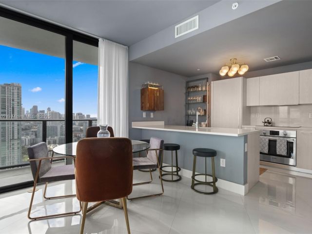 Продажа квартиры #2906 - фото 5993765