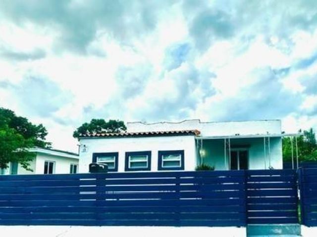 Дом в аренду по адресу 55 NW 47th St - фото 5996879