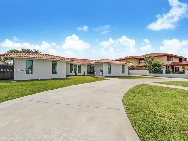 Продажа дома по адресу 2721 SW 130th Ave - фото 5993264