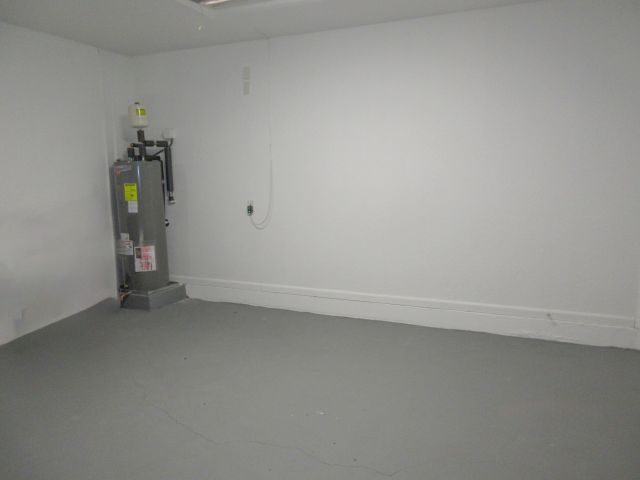 Продажа дома по адресу 4513 SW 13th Street - фото 6238983