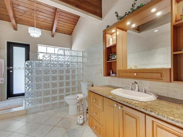 Продажа дома по адресу 10241 SW 136th St - фото 7434292