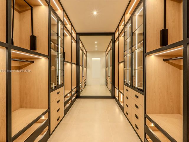 Продажа дома по адресу 4231 SW 10th St - фото 6008916