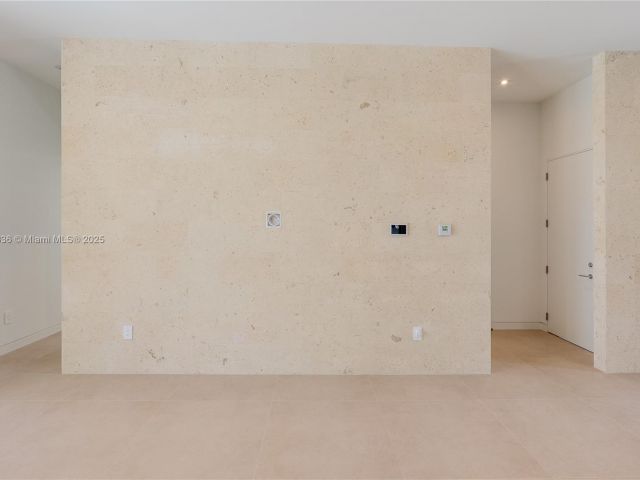 Продажа дома по адресу 4231 SW 10th St - фото 6008924