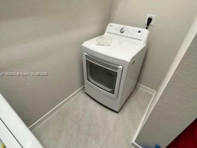 Продажа дома по адресу 10847 SW 232nd Ter - фото 5993701