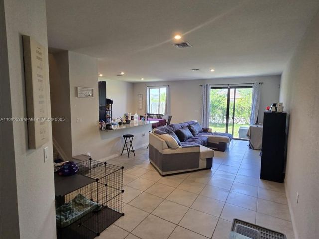 Продажа дома по адресу 10847 SW 232nd Ter - фото 5993702