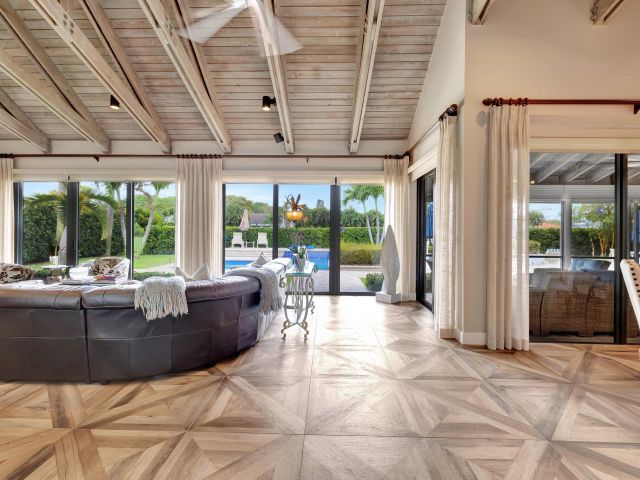 Продажа дома по адресу 4668 Wildewood Drive - фото 5996418