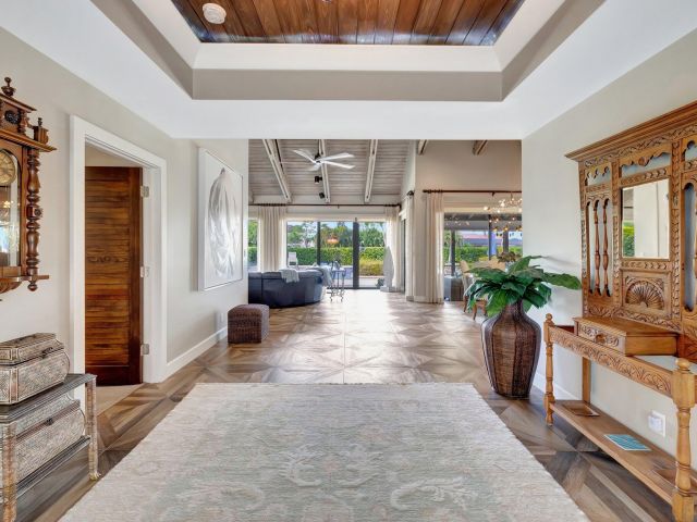 Продажа дома по адресу 4668 Wildewood Drive - фото 5996420