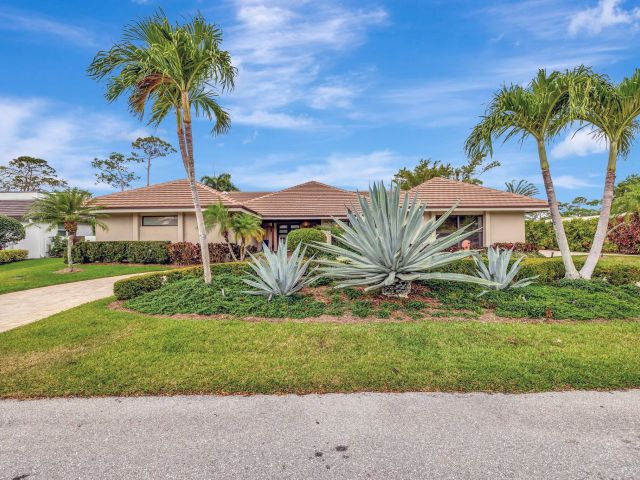 Продажа дома по адресу 4668 Wildewood Drive - фото 5996423