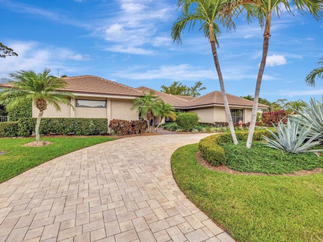 Продажа дома по адресу 4668 Wildewood Drive - фото 5996424