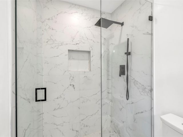 Продажа дома по адресу 832 Appleby St - фото 6017973