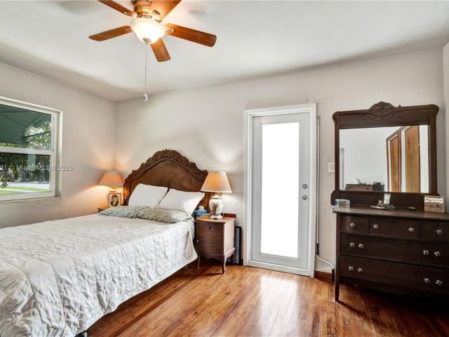 Продажа дома по адресу 326 S 14th Ave - фото 6038683