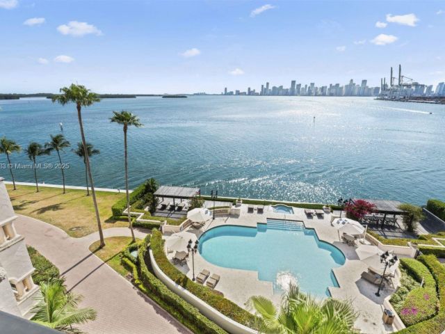 Продажа квартиры #5266 - фото 6000096