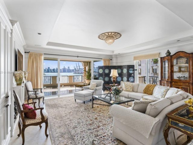 Продажа квартиры #5266 - фото 6000102