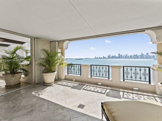 Продажа квартиры #5266 - фото 6000112