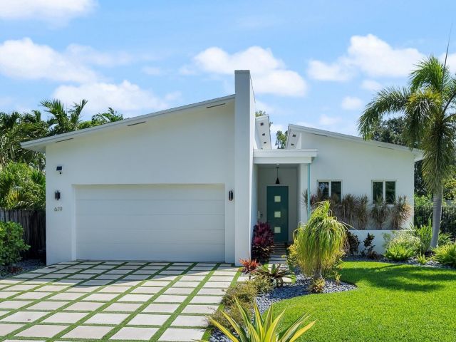 Продажа дома по адресу 619 NE 21st Ct - фото 6074607