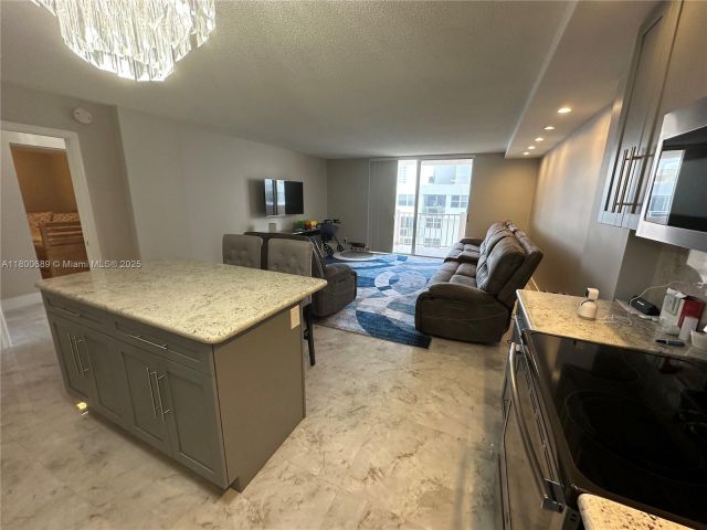 Продажа квартиры #17C - фото 6027480