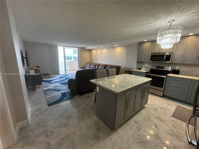 Продажа квартиры #17C - фото 6027481