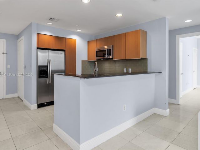 Продажа квартиры #1811 - фото 6021168