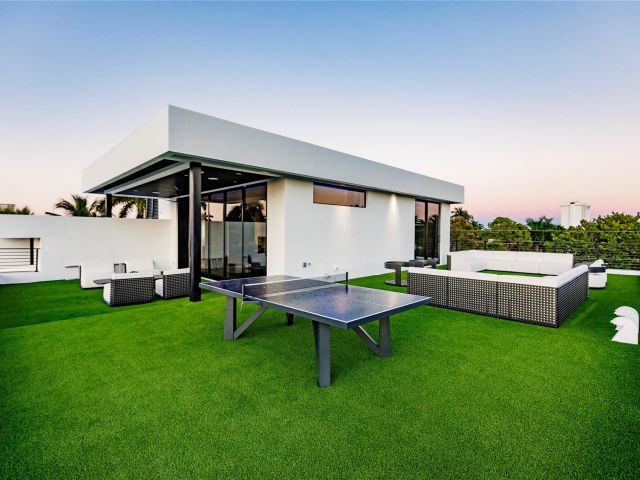 Продажа дома по адресу 725 Poinciana Dr - фото 6024284