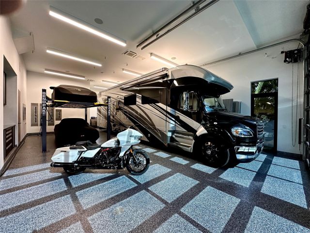 Продажа дома по адресу 725 Poinciana Dr - фото 6024297