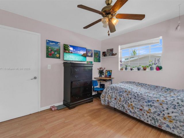 Продажа дома по адресу 1371 NW 198th St - фото 6002151