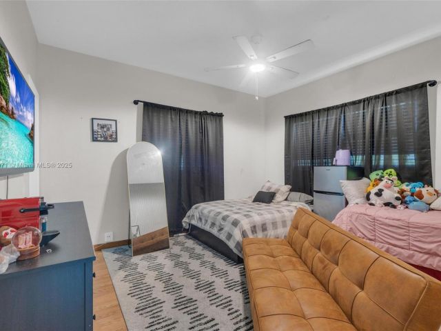 Продажа дома по адресу 1371 NW 198th St - фото 6002156