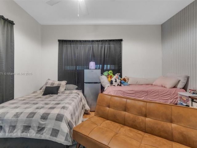 Продажа дома по адресу 1371 NW 198th St - фото 6002158