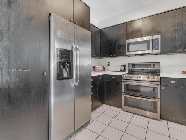 Продажа дома по адресу 1371 NW 198th St - фото 6002163