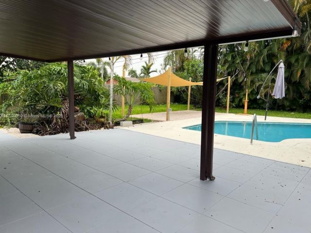 Продажа дома по адресу 14825 Garden Dr - фото 6024587