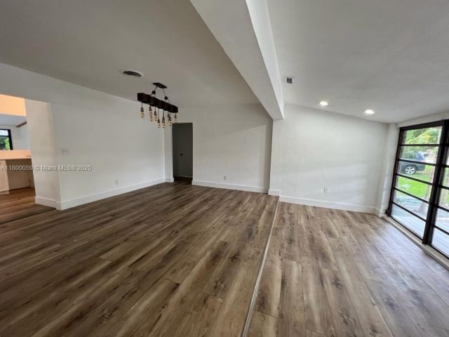 Продажа дома по адресу 14825 Garden Dr - фото 6024588