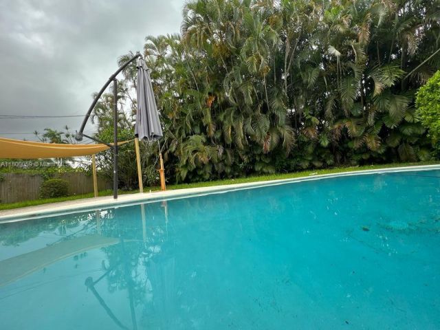 Продажа дома по адресу 14825 Garden Dr - фото 6024596