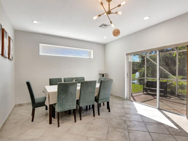 Продажа дома по адресу 7363 Panache Way - фото 6015317