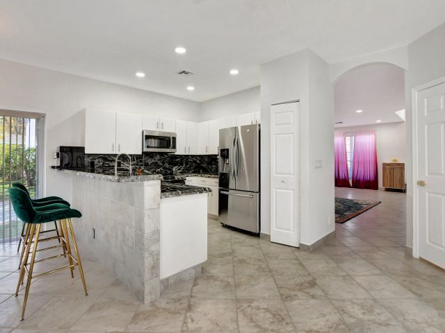 Продажа дома по адресу 7363 Panache Way - фото 6015319