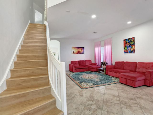 Продажа дома по адресу 7363 Panache Way - фото 6015320