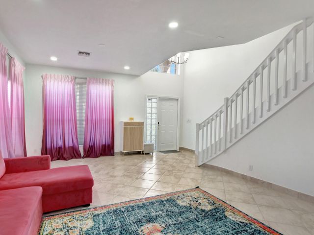 Продажа дома по адресу 7363 Panache Way - фото 6015322