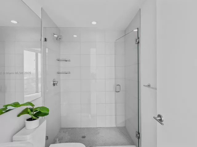 Продажа квартиры #1409 - фото 6007890