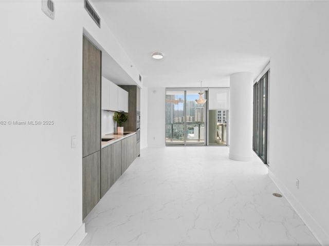 Продажа квартиры #1409 - фото 6007888