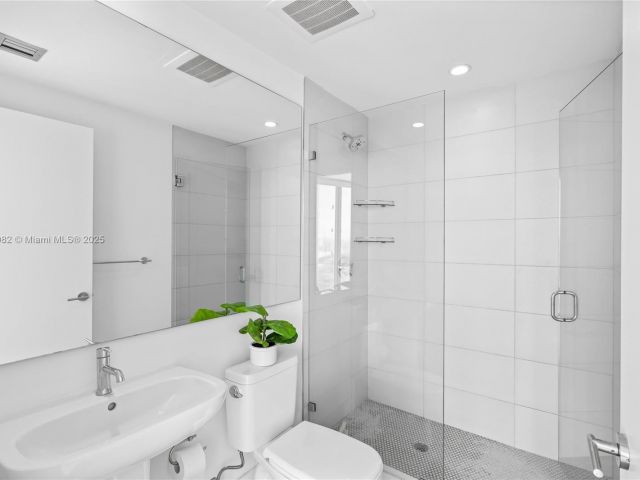 Продажа квартиры #1409 - фото 6007891