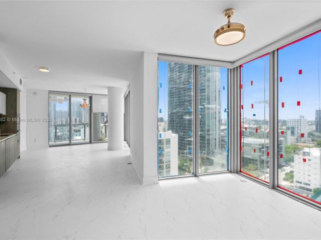 Продажа квартиры #1409 - фото 6007895