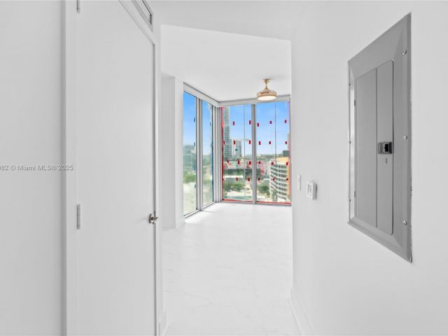 Продажа квартиры #1409 - фото 6007898